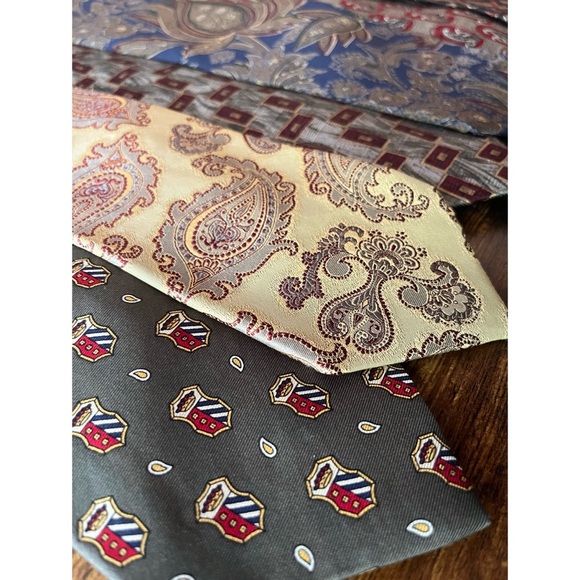 Vintage Style Lot of Neckties - Picture 3 of 3